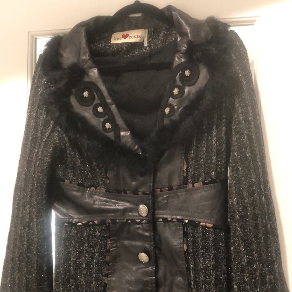 Beautiful Vintage Style  mid length sweater Coat❄️ - Picture 2 of 13